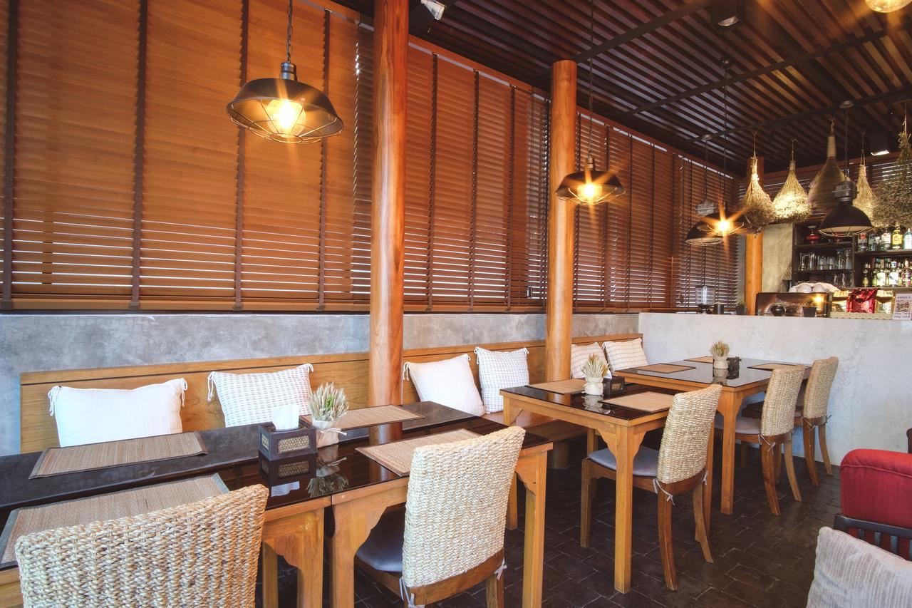 Tapae Gate Villa Τσιάνγκ Μάι Εξωτερικό φωτογραφία