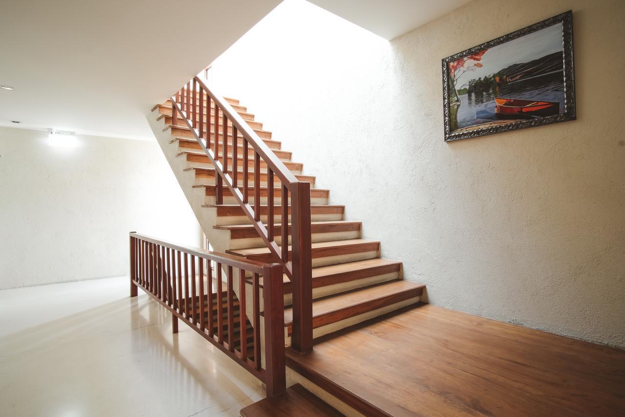 Tapae Gate Villa Τσιάνγκ Μάι Εξωτερικό φωτογραφία